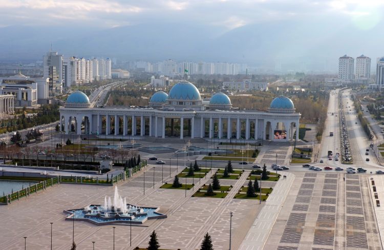 Đi Turkmenistan có cần visa không